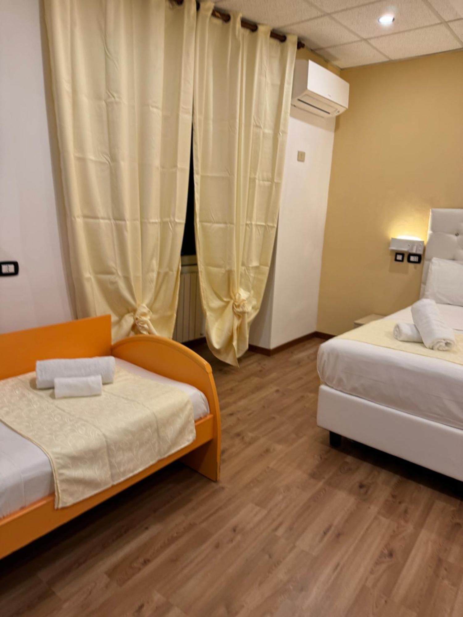 Hotel Veronese Janov Exteriér fotografie